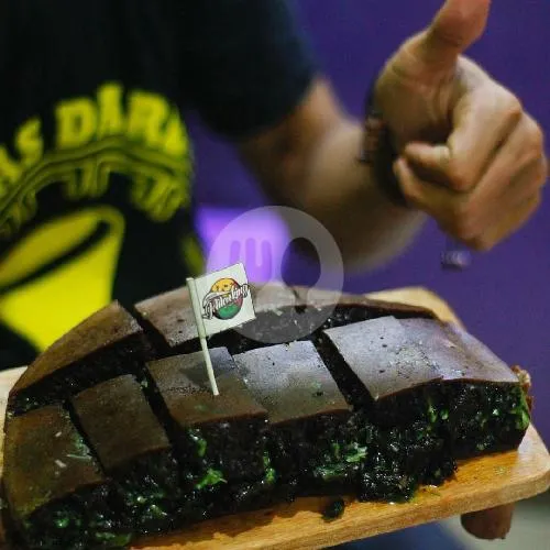 Spesial Blackforest Keju Coklat